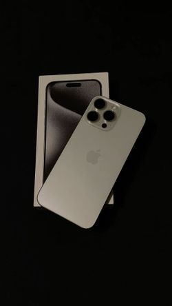 Apple Iphone 15 pro max silver titanium unlocked for all carriers