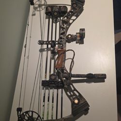Mathews Switchback XT Solo Cam Compound Bow - Left Handed (70 lb)