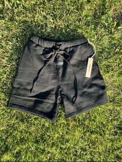 Fear of God Essentials Sweat Shorts - Black (Size L)