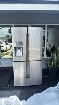 Samsung 4 door refrigerator