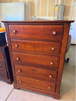 5 drawers dresser cabinet