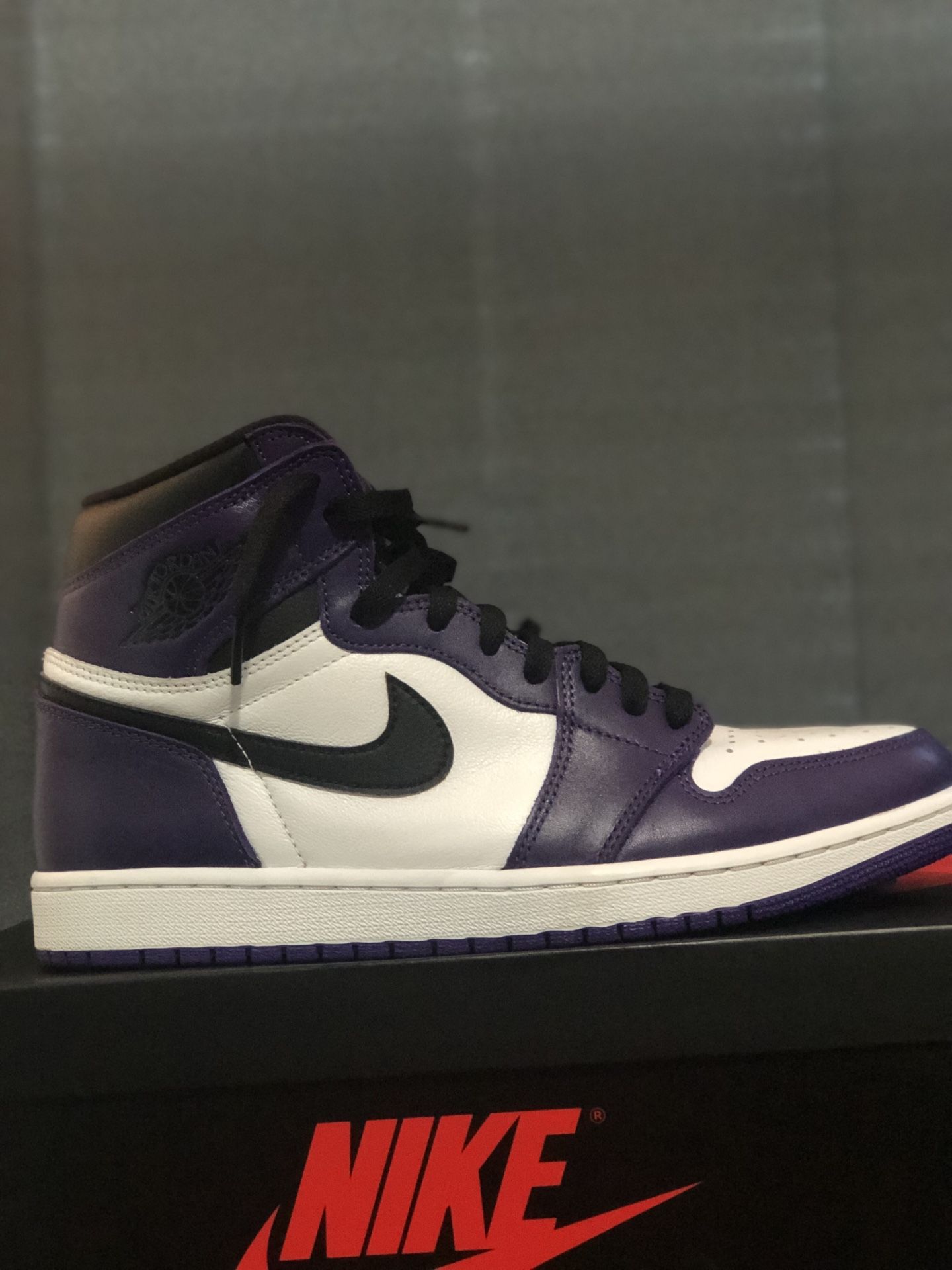 Air Jordan 1 court purple size 11