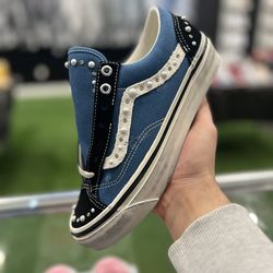 Vans Pearlized Black Navy MULTIPLE SIZES