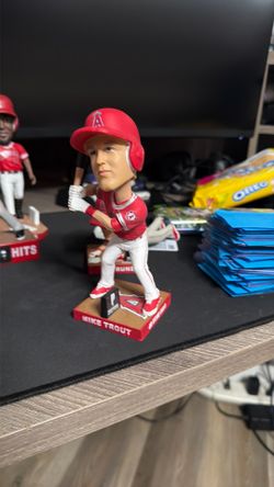 Trout 2016 MVP BA Bobblehead