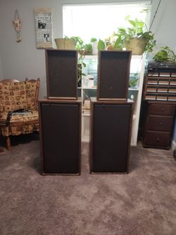 Vintage Lloyd's speakers