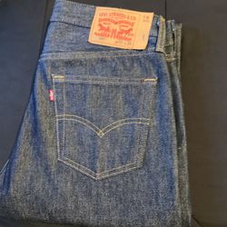 Dark Blue Levi’s 501