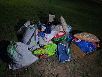 Free yard sale stuff