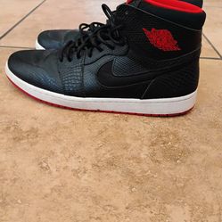 Nike Air Jordan 1 Retro Noveau snakeskin black size 12 in US no box