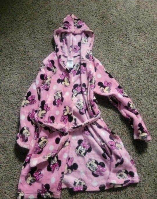 Minnie Mouse robe 