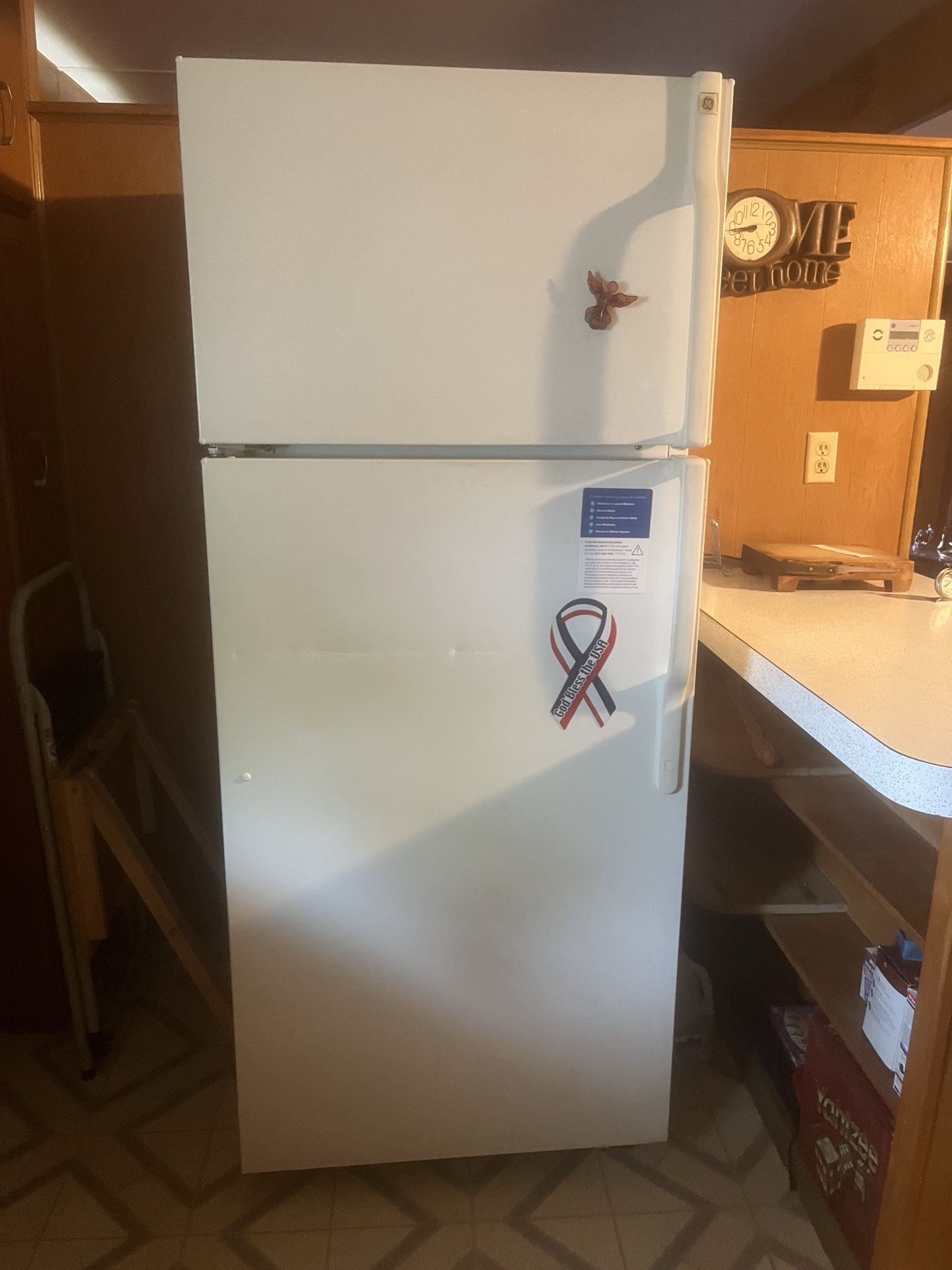 GE Refrigerator