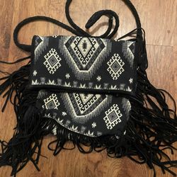 Beautiful Black And White Aztec Crossbody Made Bye Scully Crossbody Purse