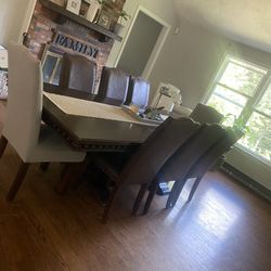 8 Person Dinning Set 