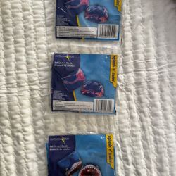 1 Shark 2 Flamingo Design Inflatable Arm Bands, 5x5x6 in