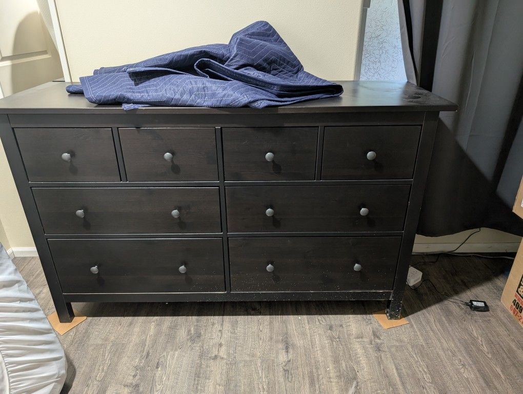 Hemnes Dresser