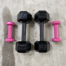 Dumbbells, Sólid  Iron 15 Lbs And 2 .5 Lbs Fifty dollars For all