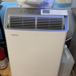 14,000 BTU (12,000 BTU DOE) 115-Volt Inverter Wi-Fi Quiet Portable Air Conditioner