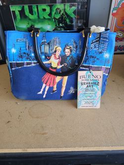 Bueno toteables purse
