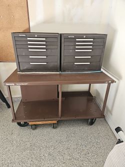 Kennedy Versa bench with 2 tool chests