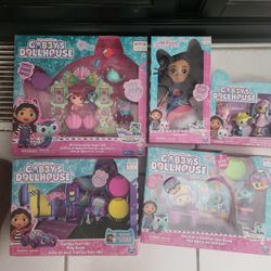 5 Gabby's Dollhouse Playsets New