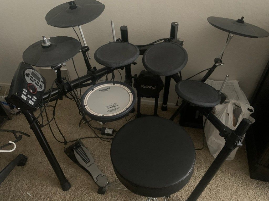Roland Electronic Drums Set Td-11