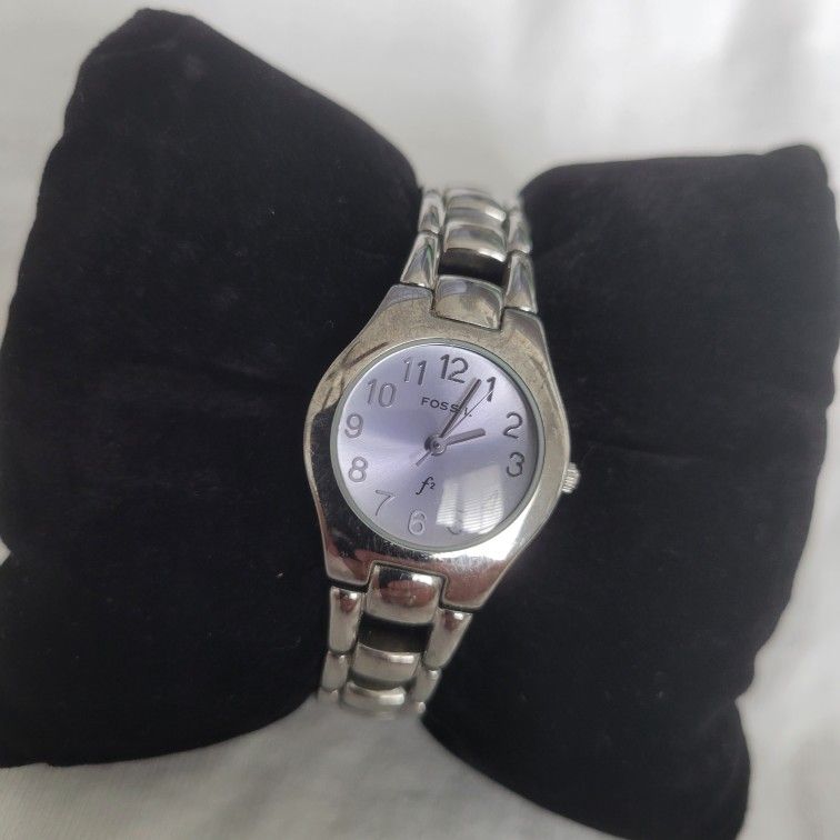 Fossil ES-9200 Wristwatch For Women New Battery