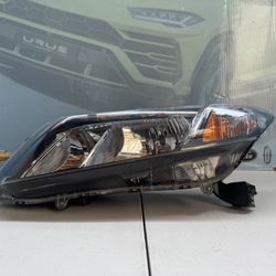 13-15 HONDA CIVIC LEFT SIDE HEADLIGHT 