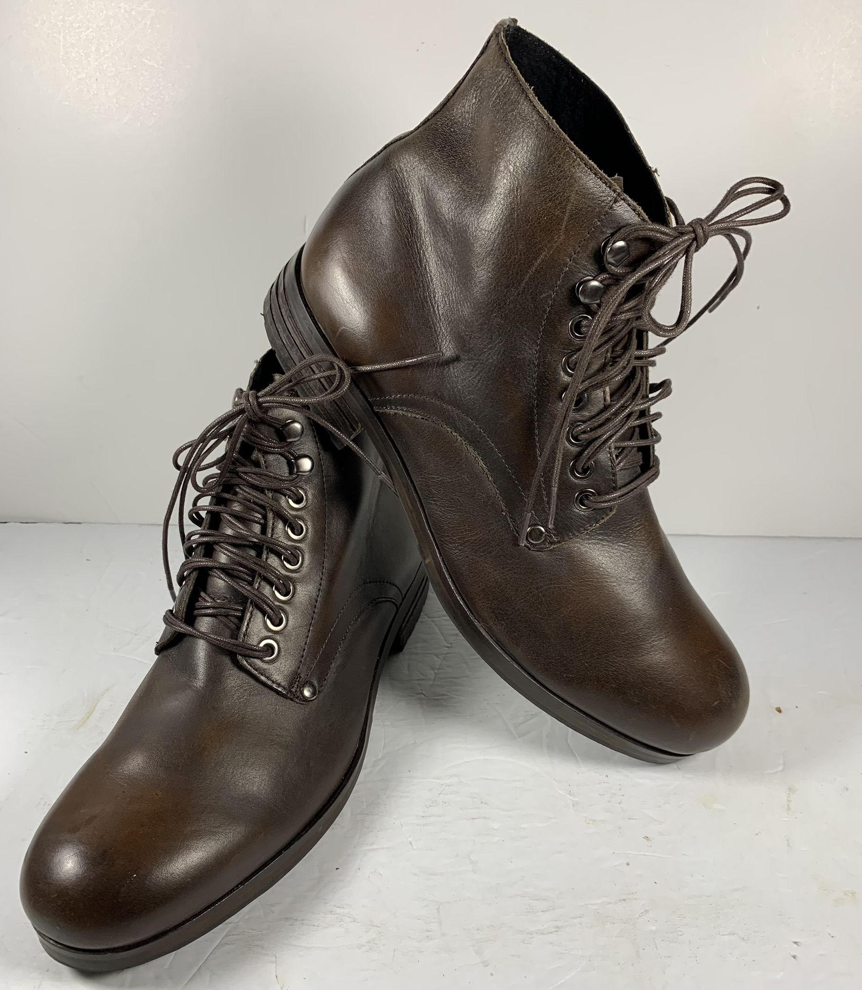 DMSX Donald Pliner Noel Boots Italy Women Size 8 NEW