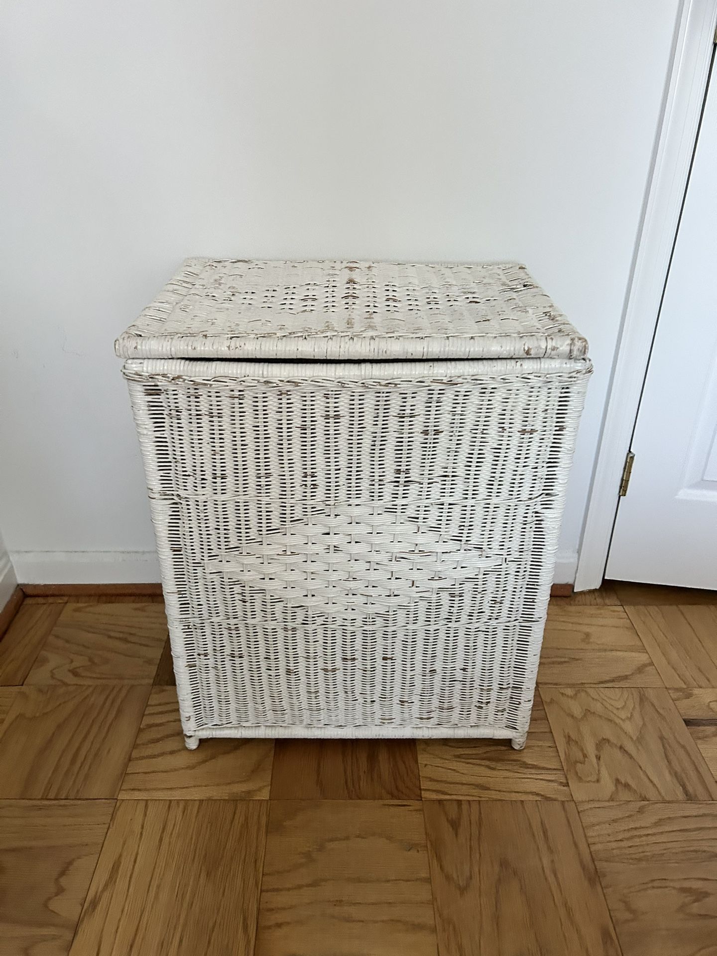 Wicker Laundry Hamper