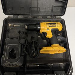 DeWalt 18v Cordless Drill And Battery Charger In Case