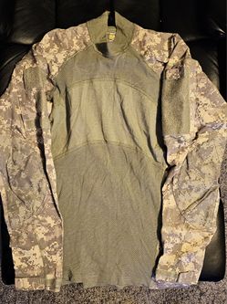 2 Massif Army Combat Shirts, Size M, NWT