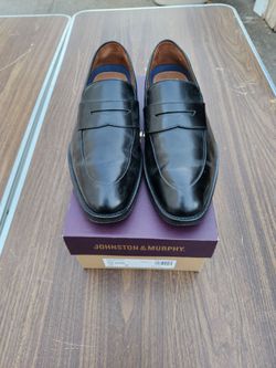 Johnston And murphy loafers..size 10