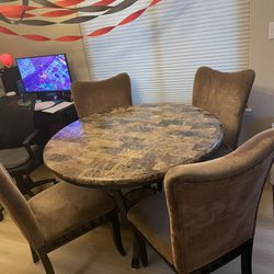 Round Dining Table For Sale With Chairs 