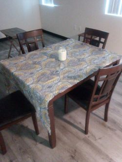 Dining room table