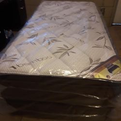 Brand New Twin Size Pillowtop Mattress Included Box Spring. 