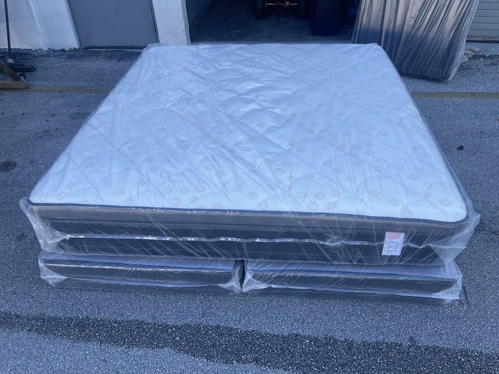 Mattress King Size Set Pillow Top (Mattress And Box) Delivery 🚚🚚🚚