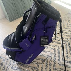 TaylorMade Golf Flextech Crossover Hybrid Stand Bag (Black/Purple)