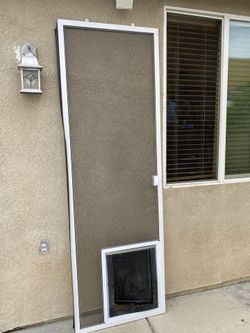 Screen Doggy Door
