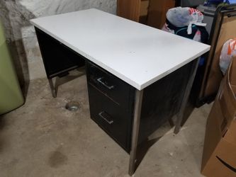 Metal computer desk