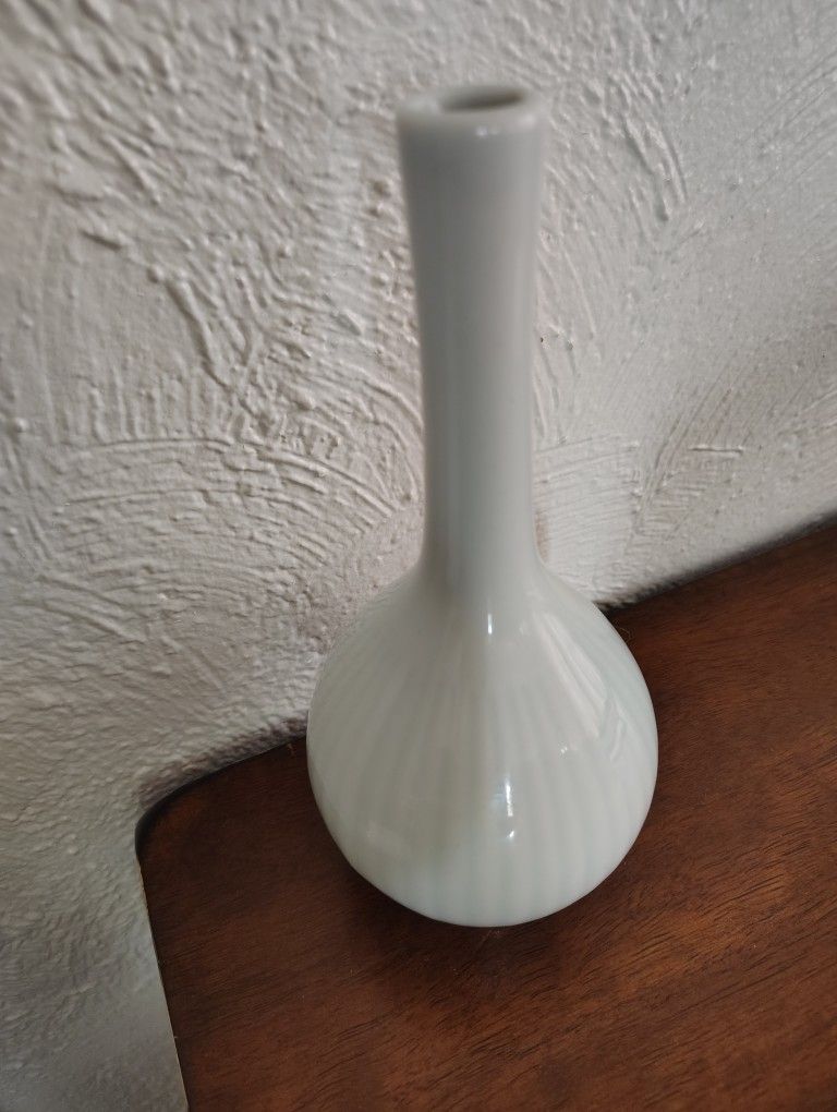 Chinese Mandarin Vase