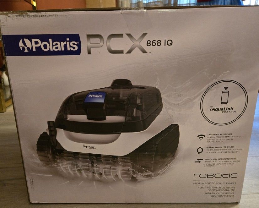 Polaris Pool Cleaning Vacuum Robot