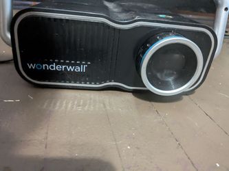Wonderwall projector
