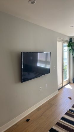LG 60 in LED TV