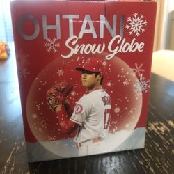 Ohtani Snow Globe