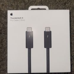 Apple Thunderbolt 4 Pro Cable (1.8 m)