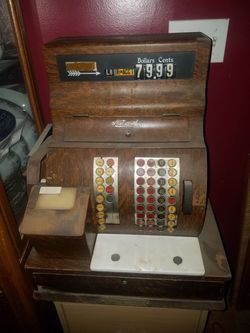 Antique Cash Register. Works!