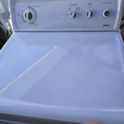 Kenmore Gas Dryer King Size Capacity And Heavy Duty Works Excellent 