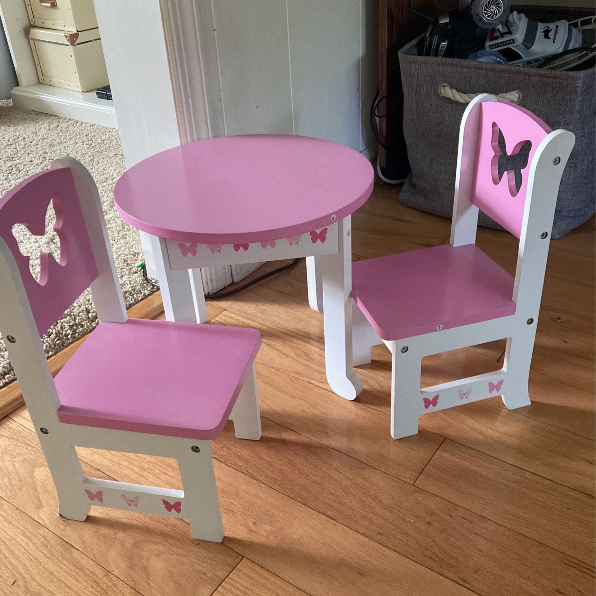 Table Chair Set 