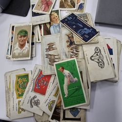 Large Lot of Tobacco Cards