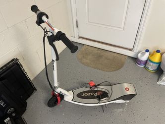 Scooter razor