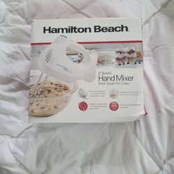 HAND MIXER